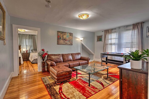 Apartment (2 Bedrooms) | Interior - Lovely Stoughton Getaway Near Train Station! (Stoughton)