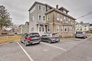 Apartment (2 Bedrooms) | Interior - Lovely Stoughton Getaway Near Train Station! (Stoughton)