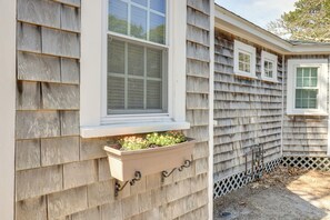 Cottage (2 Bedrooms) | Interior - 2 Mi to Coastline: Cozy Wellfleet Escape w/ Deck (Wellfleet)