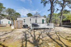 Cottage (2 Bedrooms) | Interior - 2 Mi to Coastline: Cozy Wellfleet Escape w/ Deck (Wellfleet)