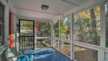 Cottage (2 Bedrooms) | Interior