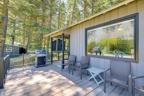 House (3 Bedrooms) | Interior - Contact Mountain Hideaway w/ Views & Porches! (McLeod)