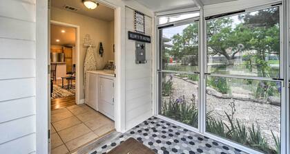 Cozy Canyon Lake Abode < 1 Mi to Boat Ramp!