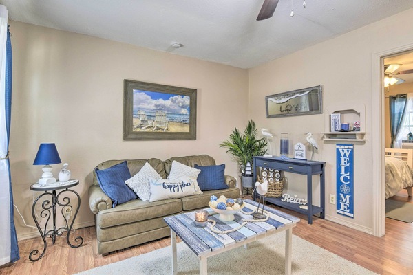 Cottage (2 Bedrooms) | Front of property