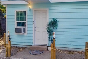 Cottage (2 Bedrooms) | Interior