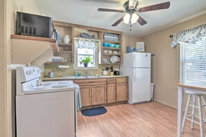 Cottage (2 Bedrooms) | Interior