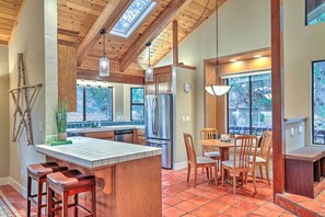 Mikrowelle, Ofen, Herdplatte, Geschirrspüler