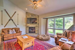 Apartment (4 Bedrooms) | Front of property