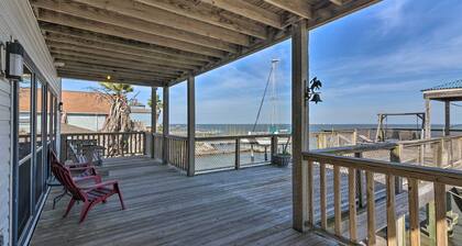 Bayfront Fishing Pier: Galveston Island Home!