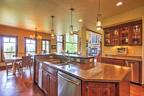 House (4 Bedrooms) | Interior - Tabernash Retreat w/ Hot Tub & Stunning Mtn Views! (Tabernash)