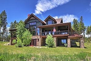 Hus (4 Bedrooms) | Overnatningsstedets facade