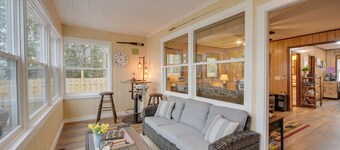 Solon Springs Getaway w/ Dock & Kayaks!