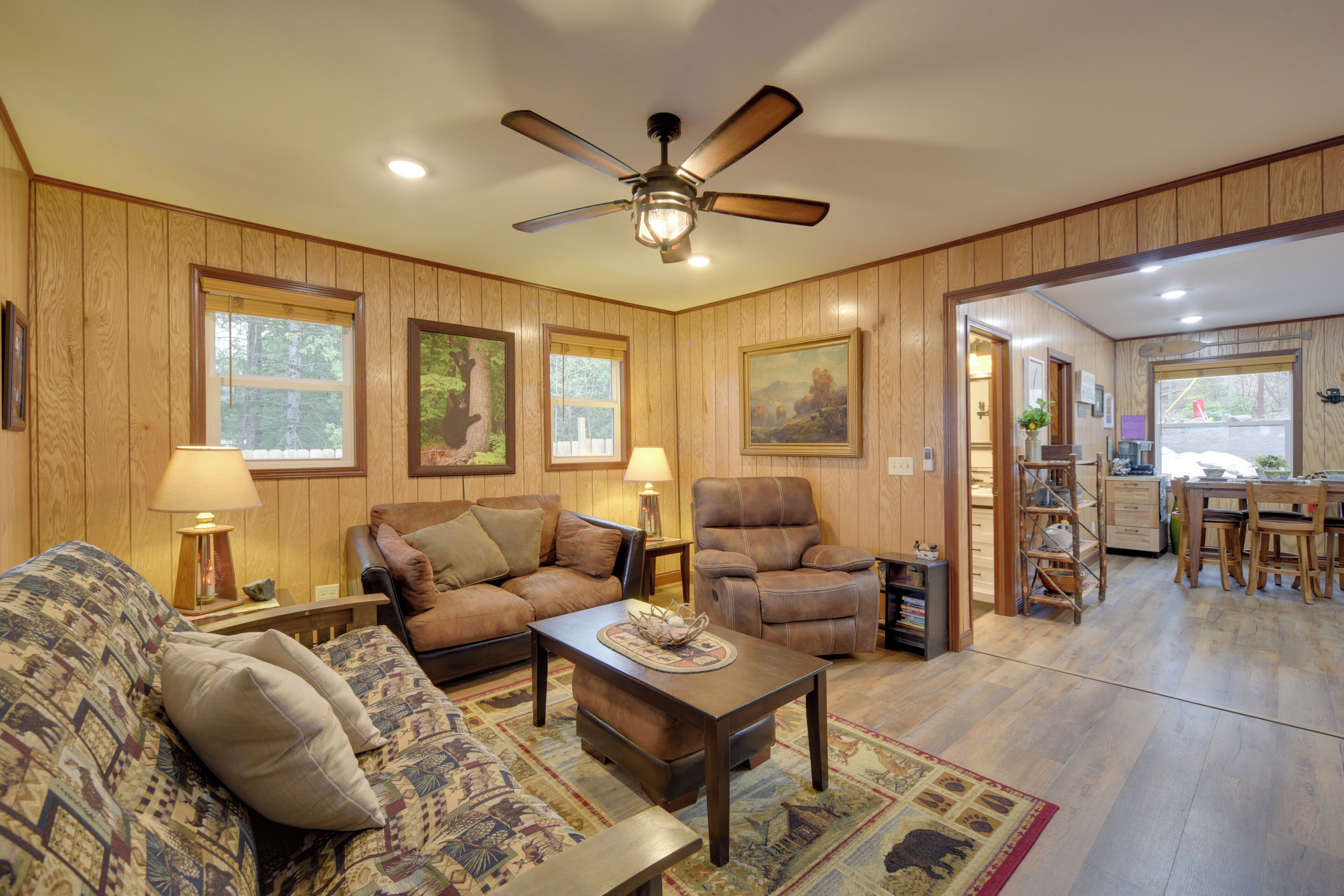 House (3 Bedrooms) | Interior