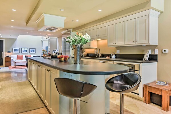 Apartment (3 Bedrooms) | Interior - Park City Condo w/ Pool Access - Near Ski Slopes! (Park City)