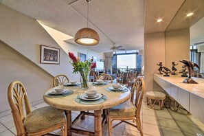 Apartment (2 Bedrooms) | Interior - Ocean-view Maui Penthouse w/ Balcony & Pool Access (Napili-Honokowai)