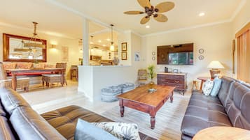 Apartment (2 Bedrooms) | Living area | TV, books