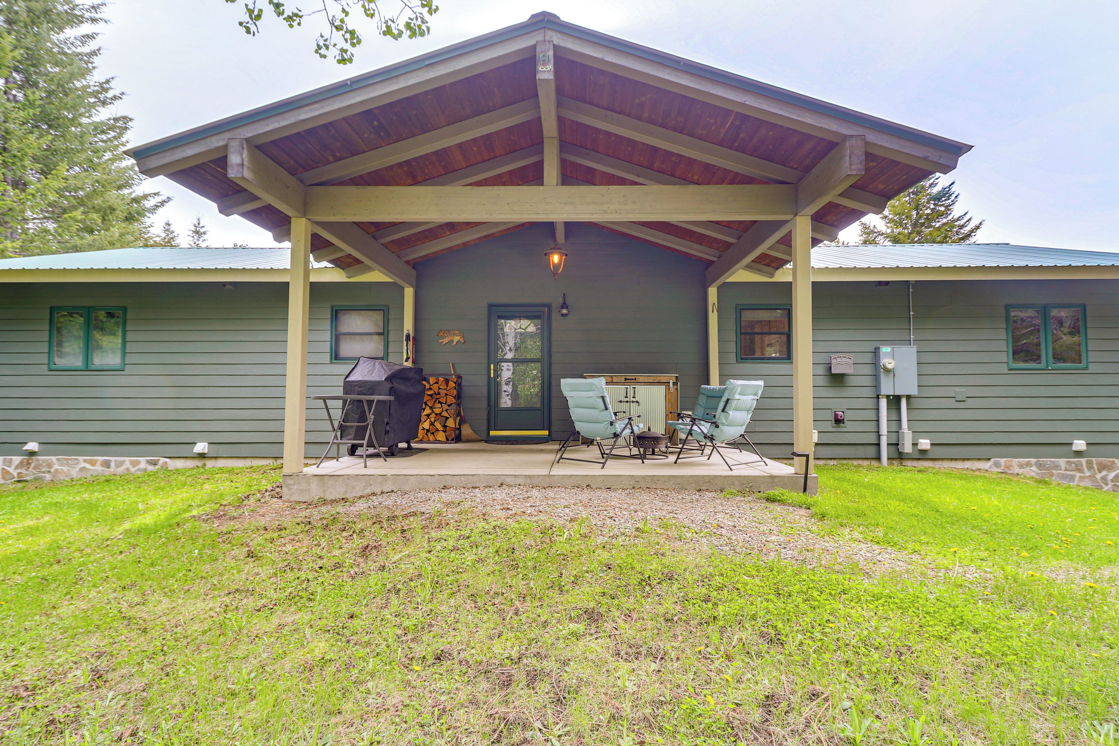 House (4 Bedrooms) | Interior