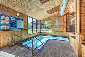 Outdoor pool - Ski-in/ski-out Lutsen Retreat w/ Pool Access! (Lutsen)
