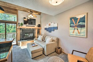 TV, fireplace, books - Ski-in/ski-out Lutsen Retreat w/ Pool Access! (Lutsen)