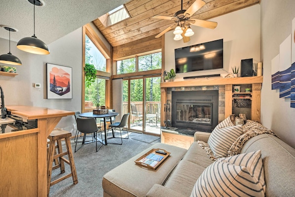 Living area - Ski-in/ski-out Lutsen Retreat w/ Pool Access! (Lutsen)