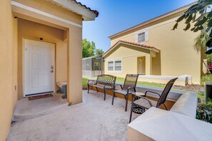 Villa (4 Bedrooms) | Interior