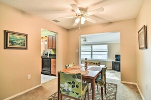 House (2 Bedrooms) | Interior