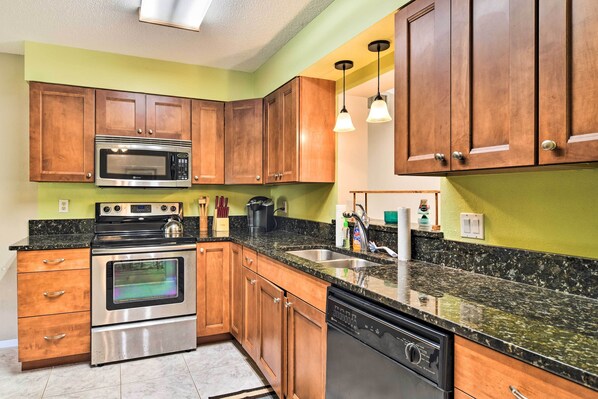 House (2 Bedrooms) | Interior