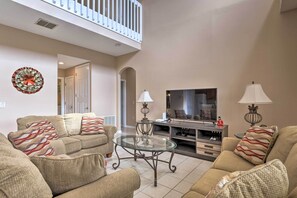 Interior - 10 Mi to Disney: Davenport House w/ Pool & Spa! (Davenport)