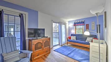 Apartment (1 Bedroom) | Interior
