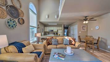 Apartment (2 Bedrooms) | Front of property