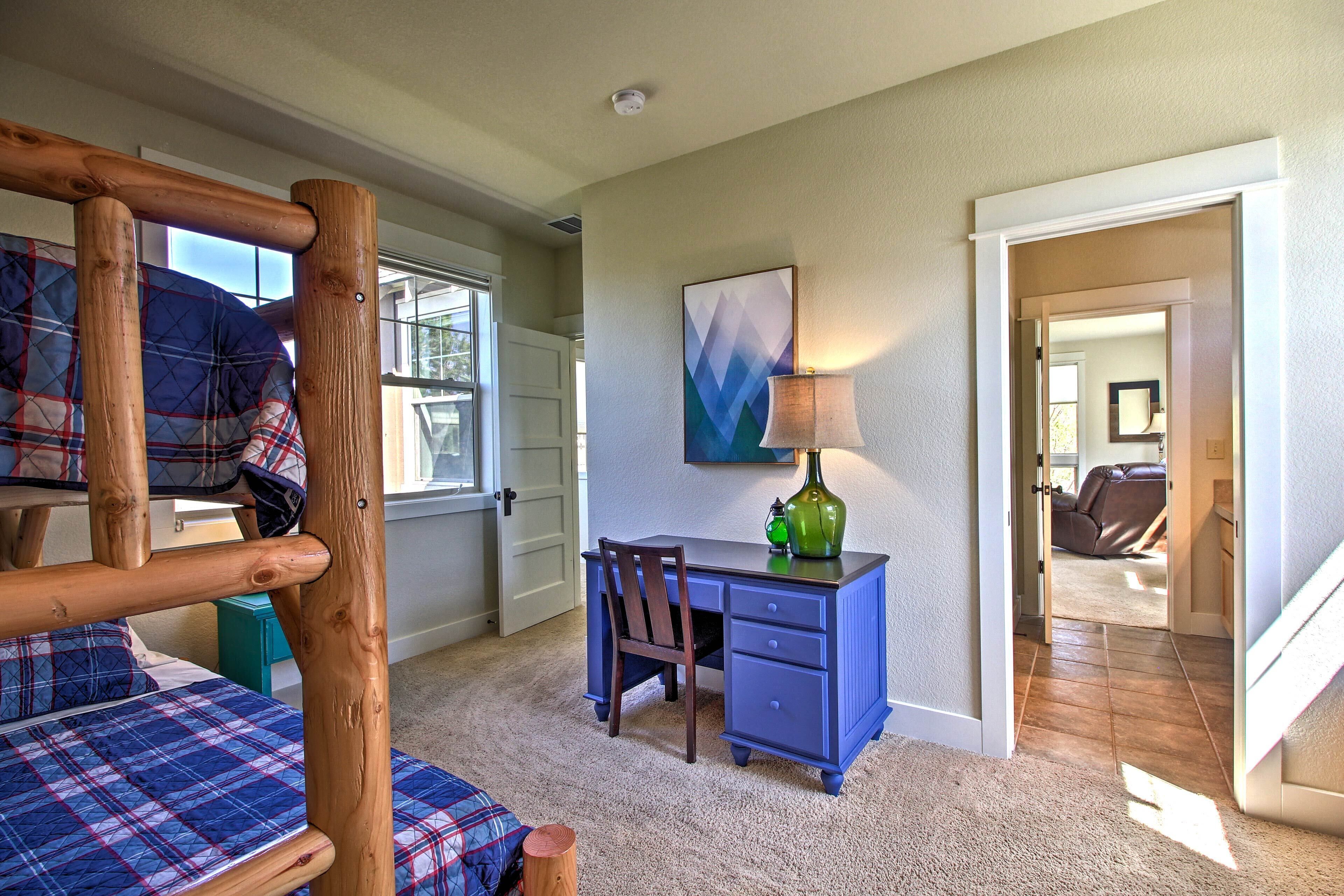 House (2 Bedrooms) | Interior