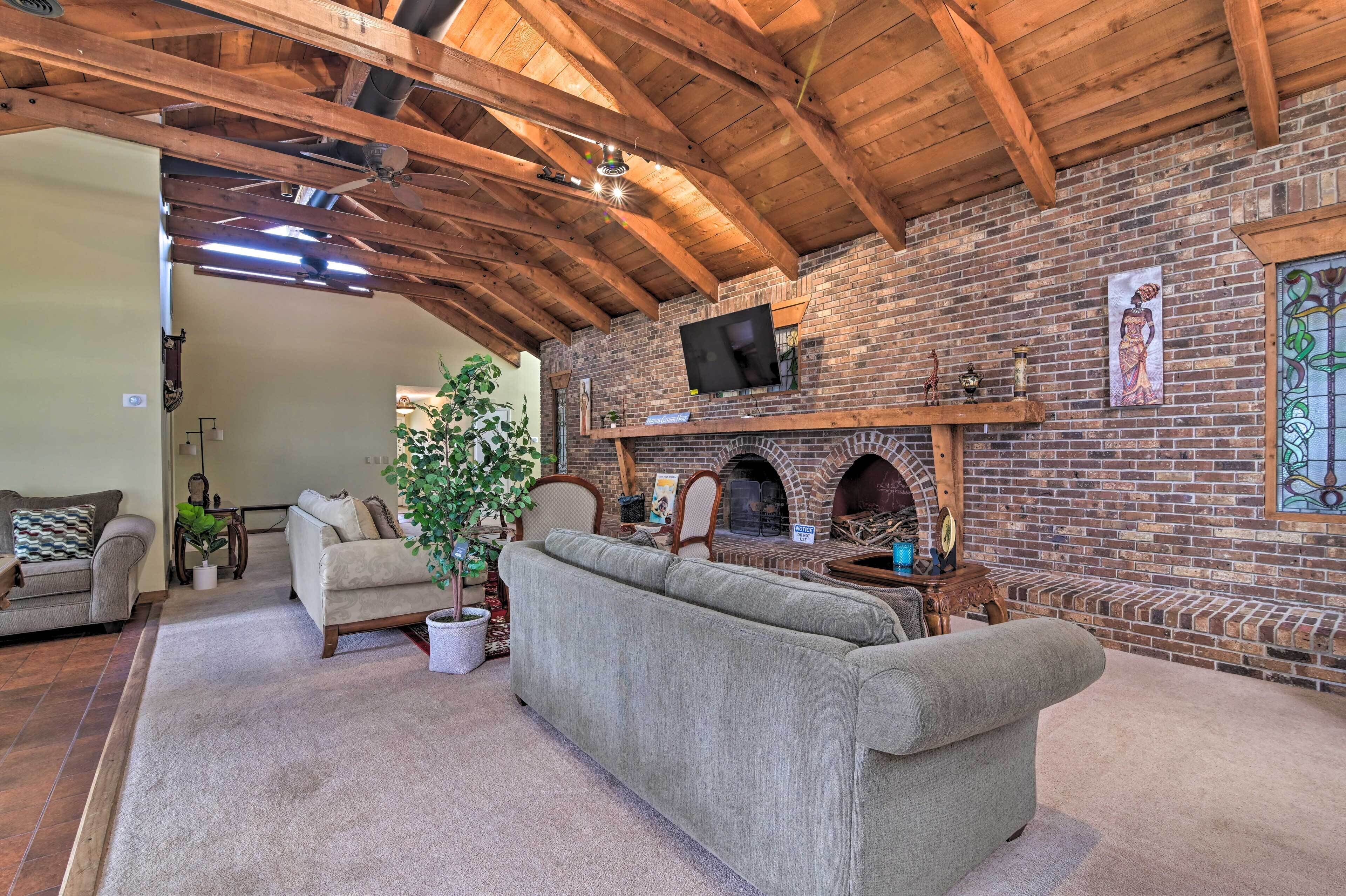 House (Multiple Bedrooms) | Interior