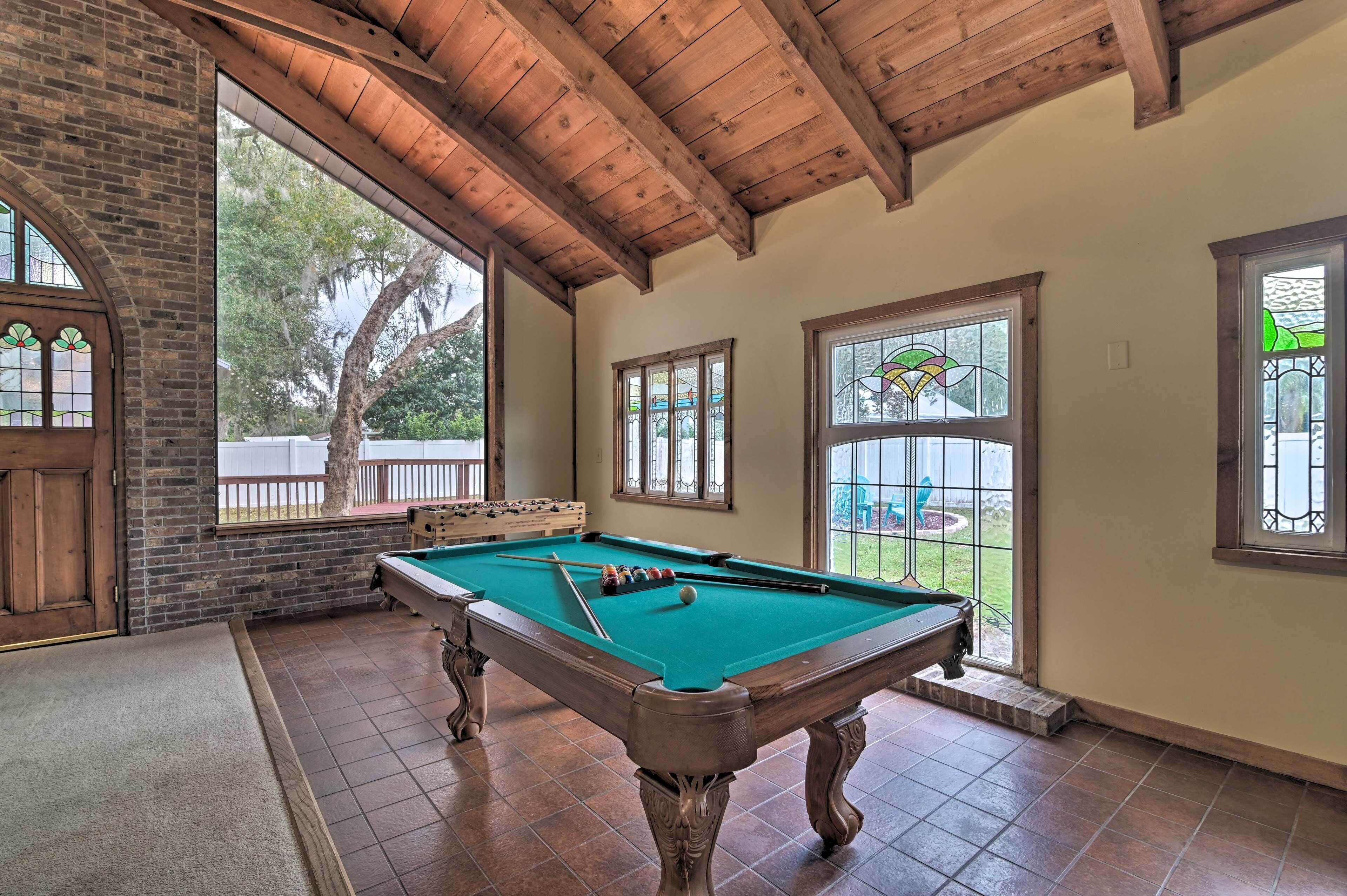 Casa (Multiple Bedrooms) | Parte interna