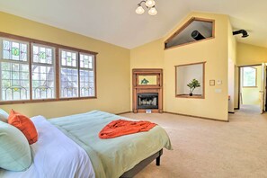 Talo (Multiple Bedrooms) | Sisätilat