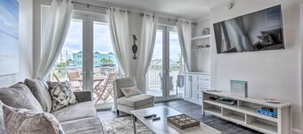 Dazzling Mexico Beach Condo - Walk to the Beach!