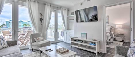 Apartment (2 Bedrooms) | Front of property