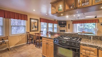 Apartemen (3 Bedrooms) | Interior