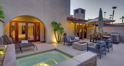 Dtwn Palm Springs Condo: Bbq, Pool, Fire Pit, Etc!