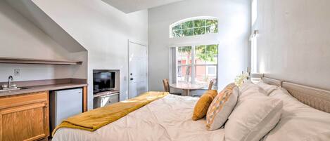 Apartamento (4 Bedrooms) | 4 quartos, espaço de trabalho para notebook