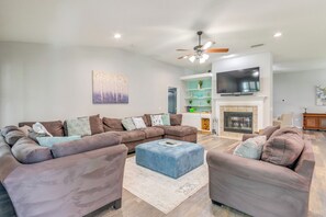 House (4 Bedrooms) | Interior - Spacious Home w/ Sunroom, 15 Mi to Pensacola! (Cantonment)