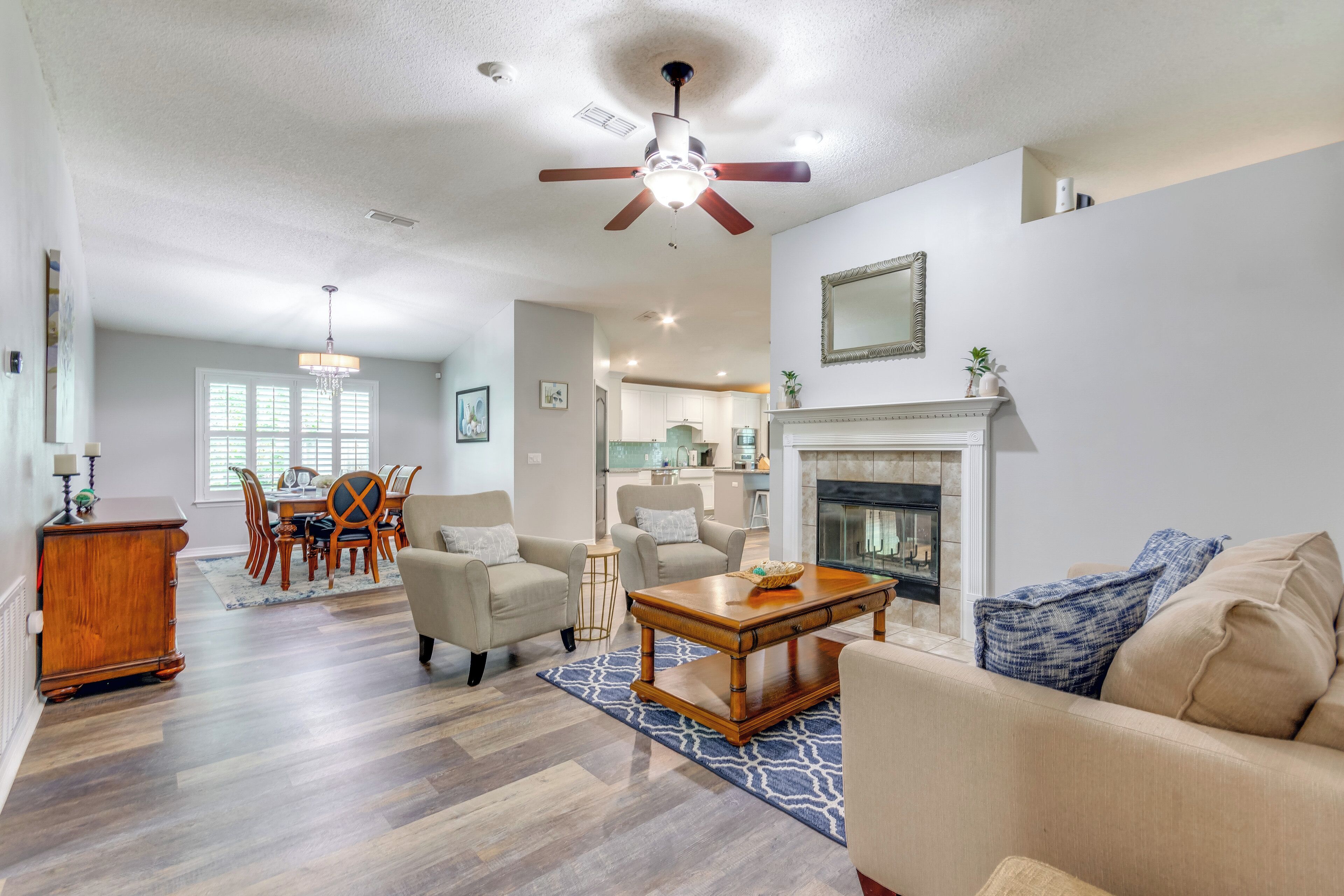 House (4 Bedrooms) | Interior