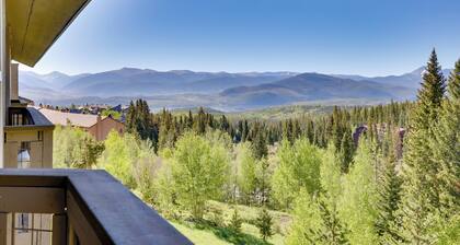 10 Mi to Keystone Slopes: Mtn-view Condo!