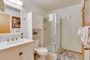 Interior - 10 Mi to Keystone Slopes: Mtn-view Condo! (Silverthorne)