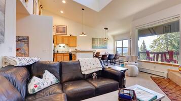 Apartment (3 Bedrooms) | Interior