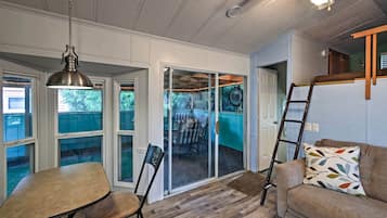 House (2 Bedrooms) | Bahagian dalam