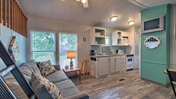 House (2 Bedrooms) | Bahagian dalam