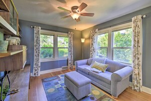 House (5 Bedrooms) | Interior