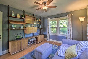 House (5 Bedrooms) | Interior - Direct Beach Access: Getaway on Port Orchard! (Bremerton)