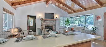 Modern & Unique Cabin With Deck by Lake Gregory!
