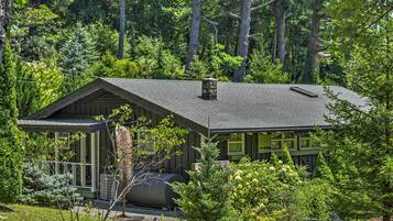 Cottage (2 Bedrooms) | Interior